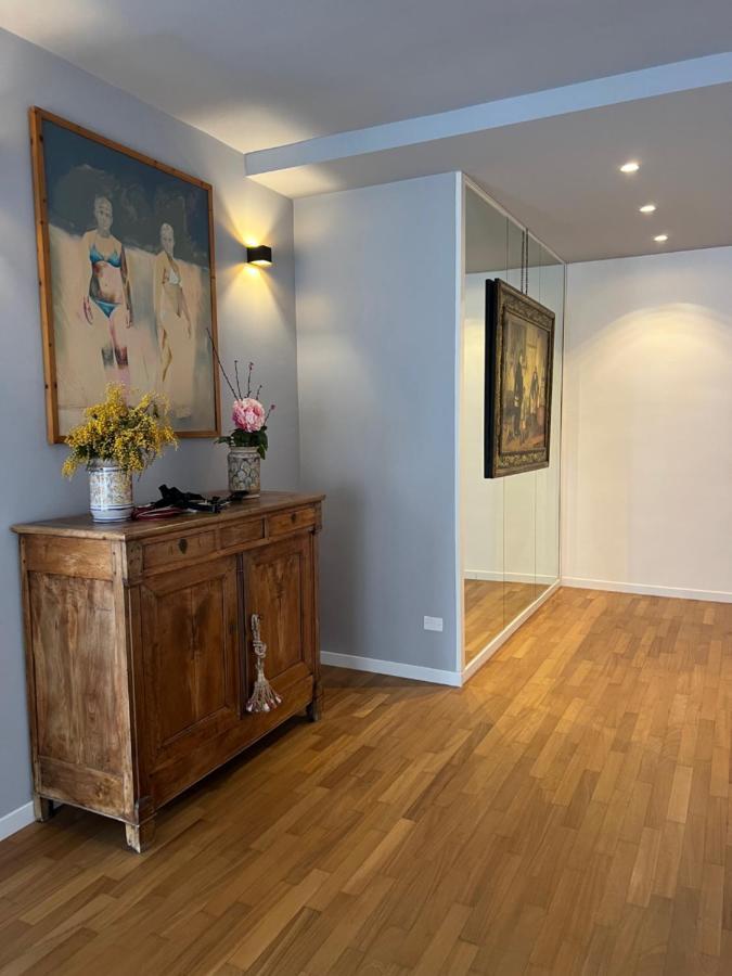 Luxuryflat 42 Appartamento Bari Esterno foto